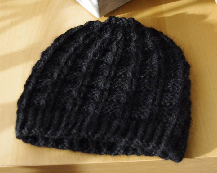 Sélection de modèles de bonnets à tricoter pour femmes gratuits